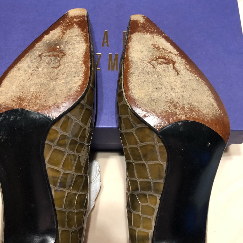 Stuart Weitzman - Picture 4 of 9